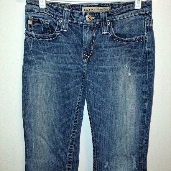 Big Star Women's Maddie Boot Cut Mid Rise Fit Distressed Jeans size 26 R - Picture 4 of 14